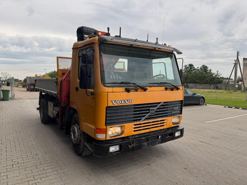 Volvo FL 10 + Palfinger PK 105 B - 3 - Billenőplatós teherautó, Darus autó: 2 kép. Volvo FL 10 + Palfinger PK 105 B - 3 - Billenőplatós teherautó, Darus autó: 2 kép.