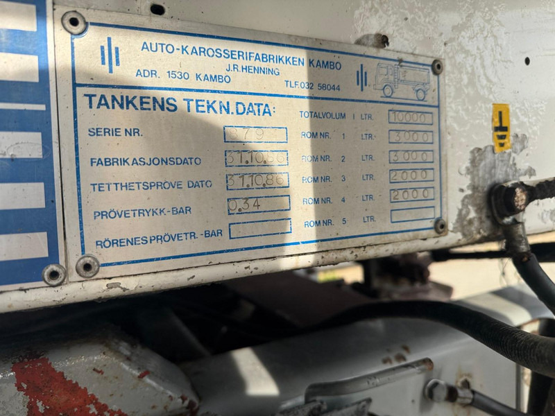 Tartályos teherautó a következők szállításához üzemanyag Volvo FL 7 260, 10000 liter: 11 kép.