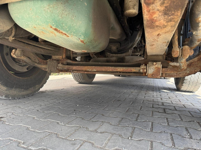 Platós teherautó Volvo FM 12.380: 12 kép.