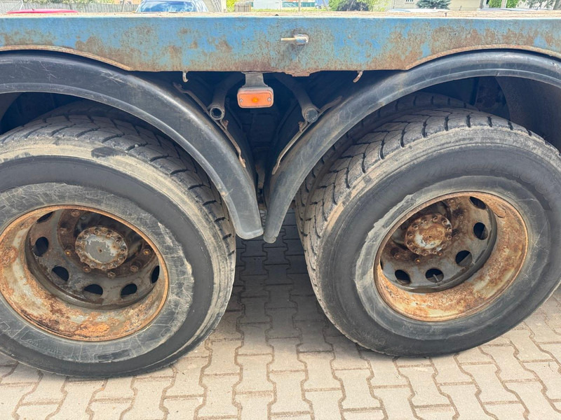 Platós teherautó Volvo FM 12.380: 16 kép.