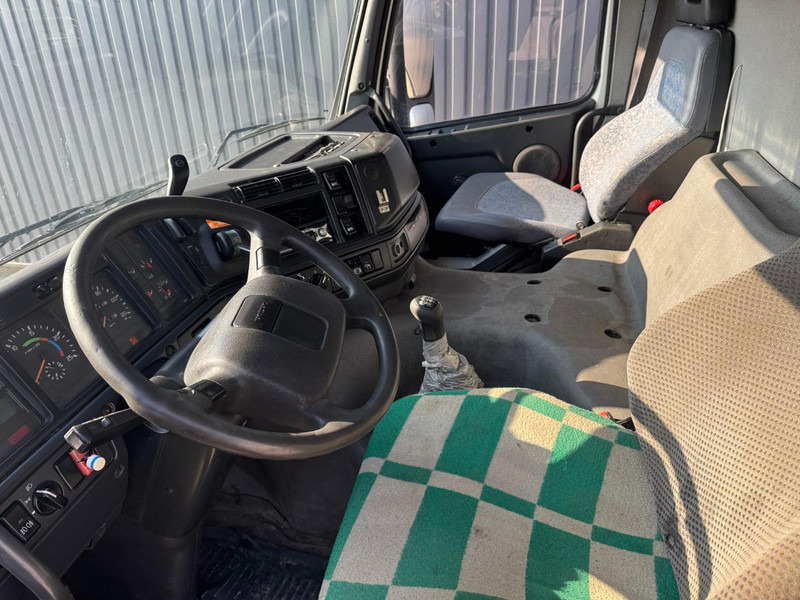 Volvo FM7, 12000 l water/milk tank truck - Tartályos teherautó: 5 kép. Volvo FM7, 12000 l water/milk tank truck - Tartályos teherautó: 5 kép.