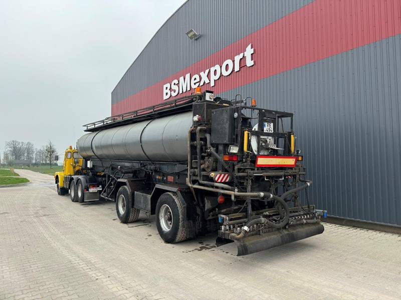 Volvo N12 + bitum spreader semitrailer - Tartályos teherautó: 5 kép. Volvo N12 + bitum spreader semitrailer - Tartályos teherautó: 5 kép.