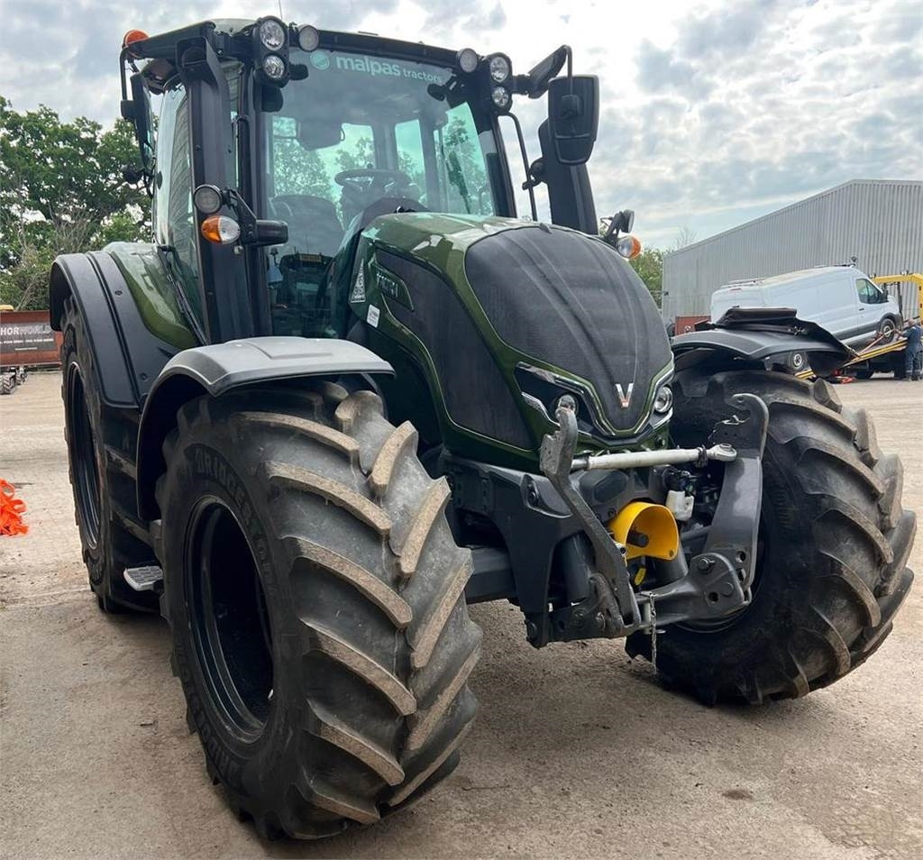 Valtra Valmet N175 Direct - Traktor: 2 kép. Valtra Valmet N175 Direct - Traktor: 2 kép.