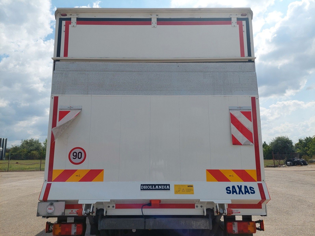 MAN TGL 12.250 BL CH 4x2 LBW 17 Palleten - Dobozos felépítményű teherautó: 5 kép. MAN TGL 12.250 BL CH 4x2 LBW 17 Palleten - Dobozos felépítményű teherautó: 5 kép.