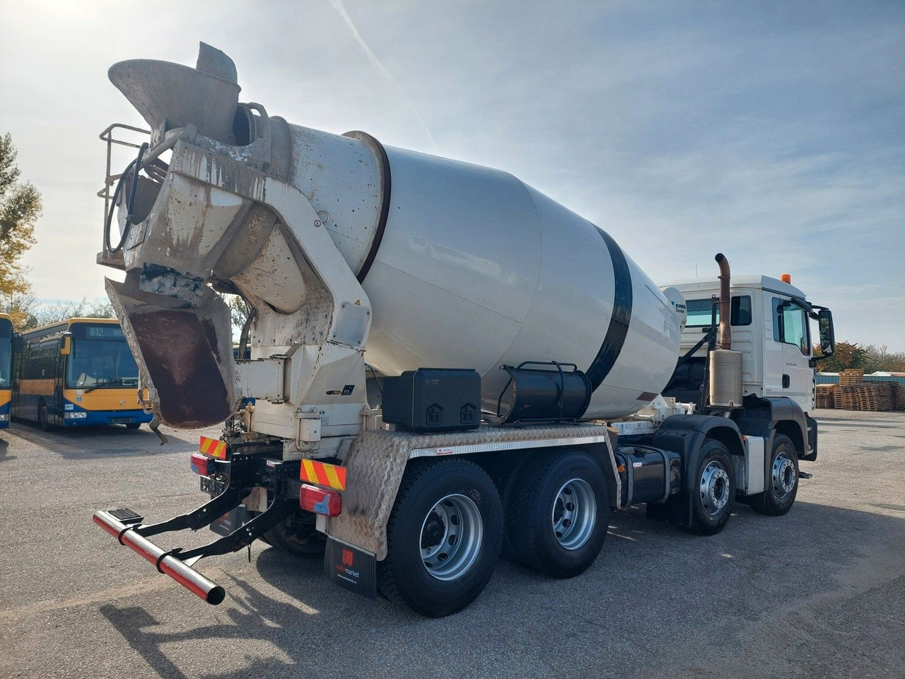 MAN TGS 32.420 BB Stetter 8x4 - Betonmixer: 4 kép. MAN TGS 32.420 BB Stetter 8x4 - Betonmixer: 4 kép.