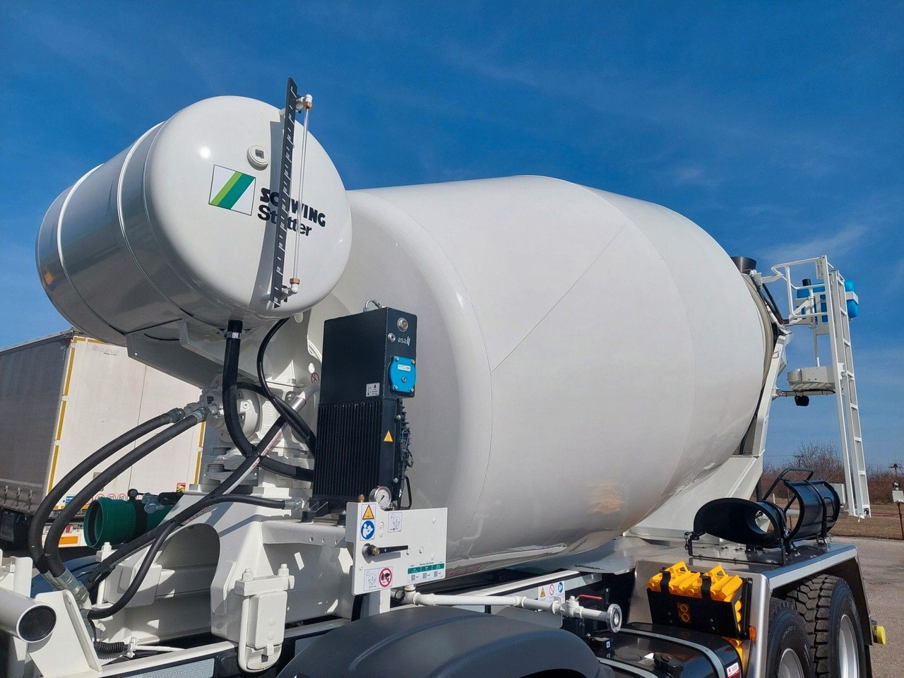 MAN TGS 32.440 8x4 BB CH Stetter 9 m³ - Betonmixer: 5 kép. MAN TGS 32.440 8x4 BB CH Stetter 9 m³ - Betonmixer: 5 kép.