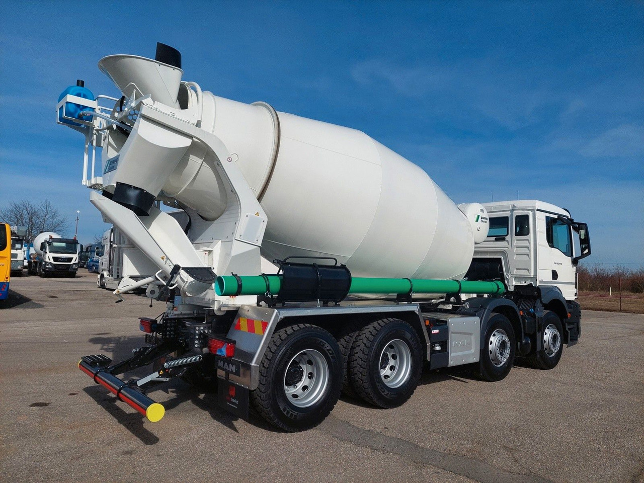 MAN TGS 32.440 8x4 BB CH Stetter 9 m³ - Betonmixer: 4 kép. MAN TGS 32.440 8x4 BB CH Stetter 9 m³ - Betonmixer: 4 kép.