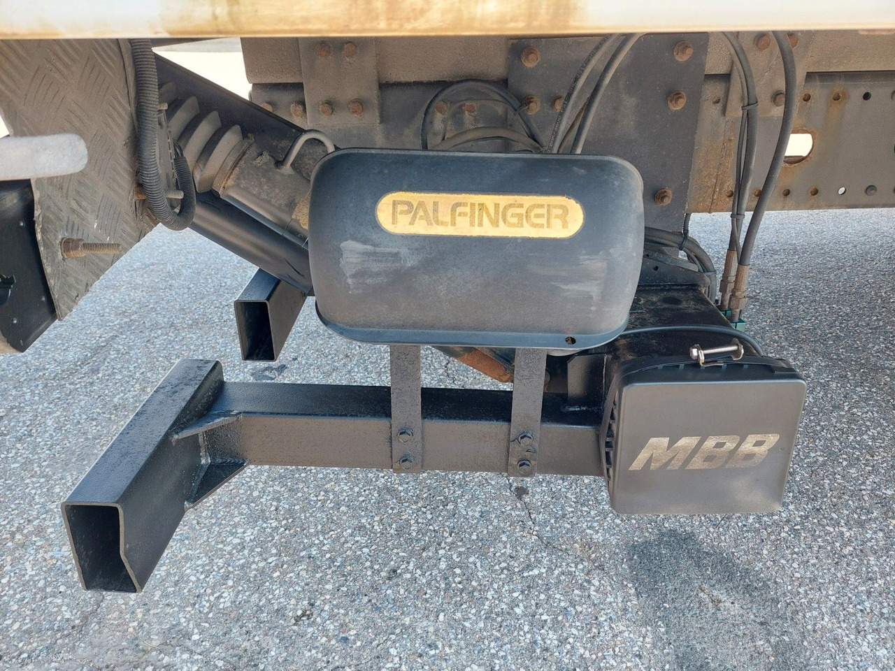 Ponyvás teherautó Mercedes-Benz Atego 1223 L/NR 20 20 Paletten: 10 kép.