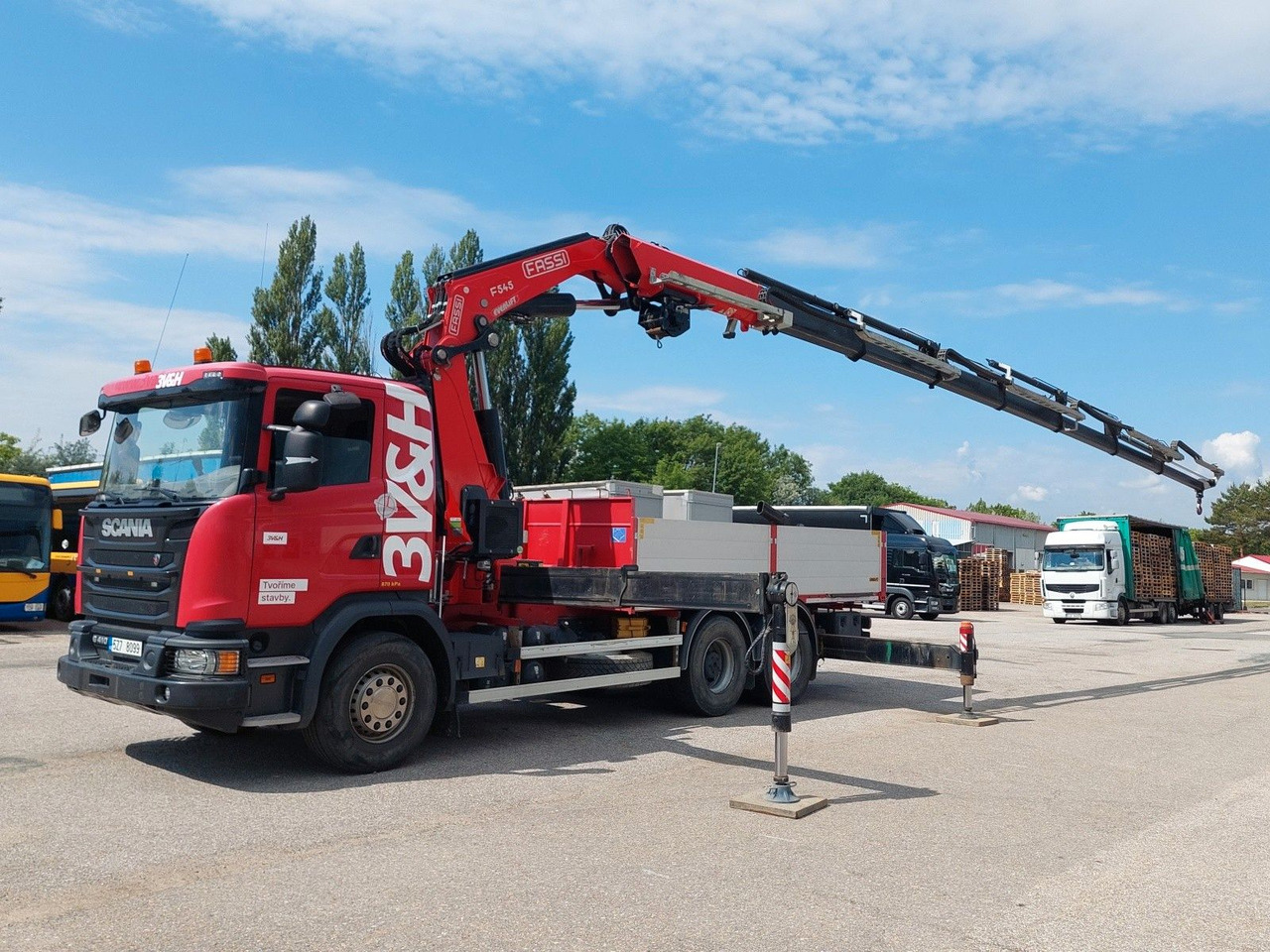 Scania G 410LB 6x4 HNA + Kran Fassi F545RA.2.27 FLY-JIB - Platós teherautó, Darus autó: 5 kép. Scania G 410LB 6x4 HNA + Kran Fassi F545RA.2.27 FLY-JIB - Platós teherautó, Darus autó: 5 kép.