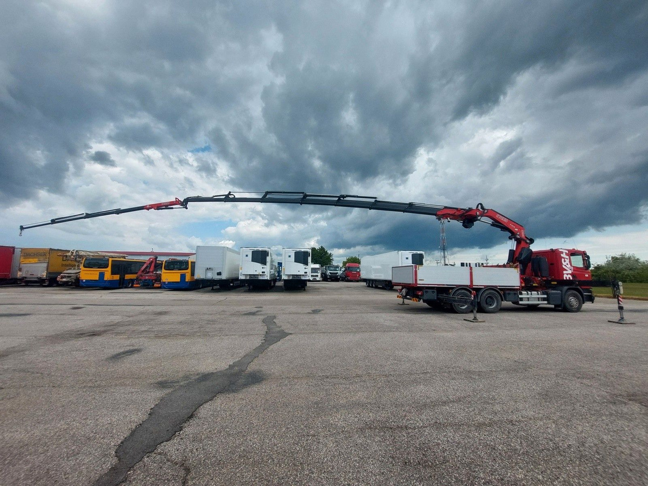 Scania G 410LB 6x4 HNA + Kran Fassi F545RA.2.27 FLY-JIB - Platós teherautó, Darus autó: 4 kép. Scania G 410LB 6x4 HNA + Kran Fassi F545RA.2.27 FLY-JIB - Platós teherautó, Darus autó: 4 kép.