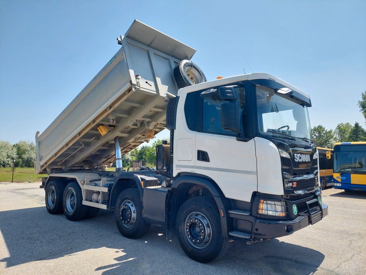 Scania G 450 B8X4HZ 8x4 Bordmatik - Billenőplatós teherautó: 2 kép. Scania G 450 B8X4HZ 8x4 Bordmatik - Billenőplatós teherautó: 2 kép.
