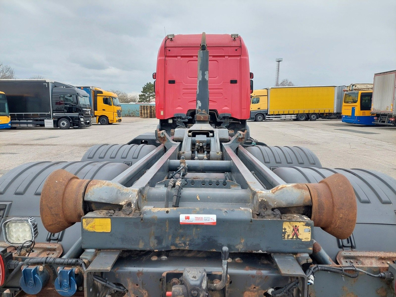 Horgos rakodó teherautó Scania R 400 LB 6x2/4 Meiller RK 20.65: 7 kép.