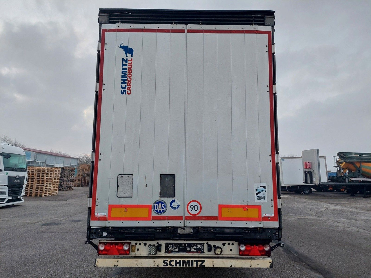 Schmitz Cargobull SCB S3T SCS 24/L - 13.62 EB MEGA - Ponyvás félpótkocsi: 5 kép. Schmitz Cargobull SCB S3T SCS 24/L - 13.62 EB MEGA - Ponyvás félpótkocsi: 5 kép.