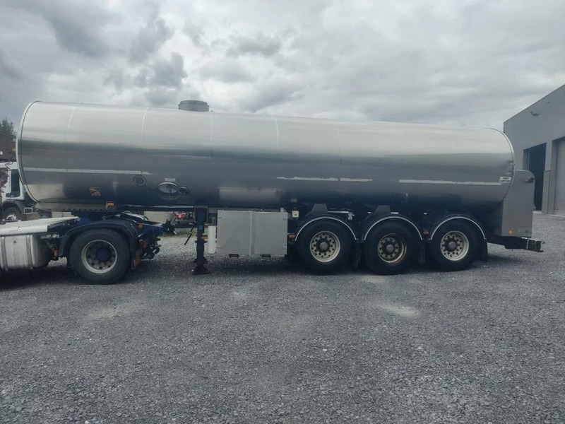 ETA TANK FOR MILK / WATER - 29000 L - STAINLESS STEEL/INOX - Tartályos félpótkocsi: 3 kép. ETA TANK FOR MILK / WATER - 29000 L - STAINLESS STEEL/INOX - Tartályos félpótkocsi: 3 kép.