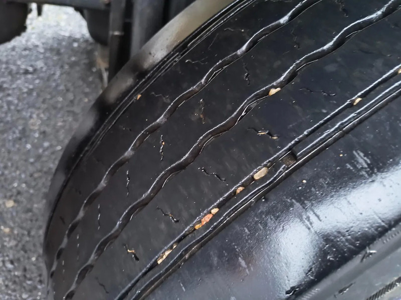 Tartályos teherautó a következők szállításához üzemanyag MAN TGM 26.340 19000L FUEL/CARBURANT - 4 COMP: 16 kép.
