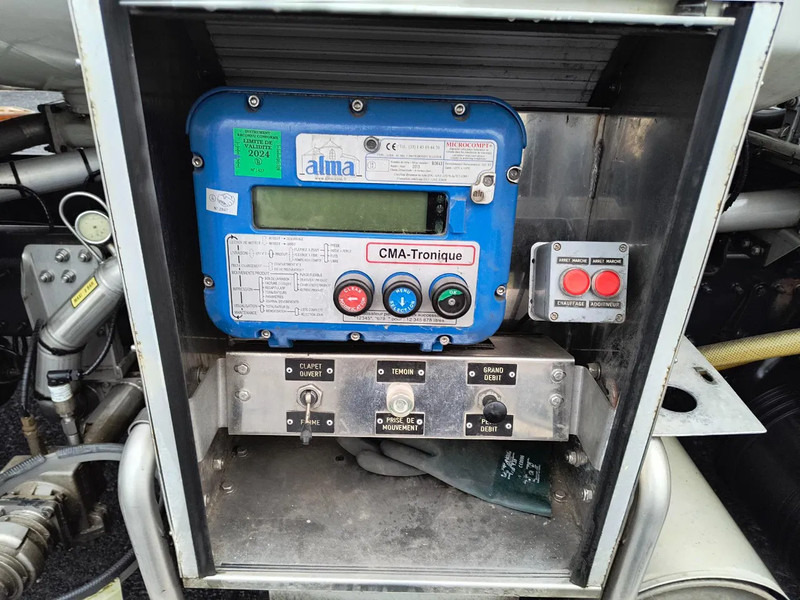 Tartályos teherautó a következők szállításához üzemanyag MAN TGM 26.340 19000L FUEL/CARBURANT - 4 COMP: 12 kép.
