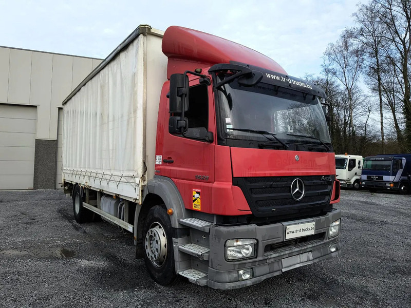 Mercedes-Benz Axor 1829 + D'HOLLANDIA 2000 KG - Ponyvás teherautó: 3 kép. Mercedes-Benz Axor 1829 + D'HOLLANDIA 2000 KG - Ponyvás teherautó: 3 kép.