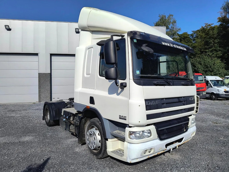 DAF CF 75.310 SPACECAB - BI COOL - VERY GOOD CONDITION - Nyergesvontató: 3 kép. DAF CF 75.310 SPACECAB - BI COOL - VERY GOOD CONDITION - Nyergesvontató: 3 kép.
