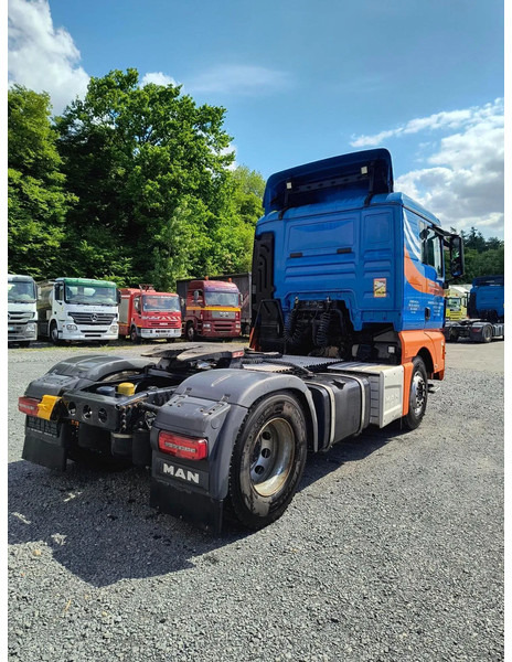 MAN TGX 18.420 RETARDER-TIPPER HYDRAULICS - Nyergesvontató: 5 kép. MAN TGX 18.420 RETARDER-TIPPER HYDRAULICS - Nyergesvontató: 5 kép.