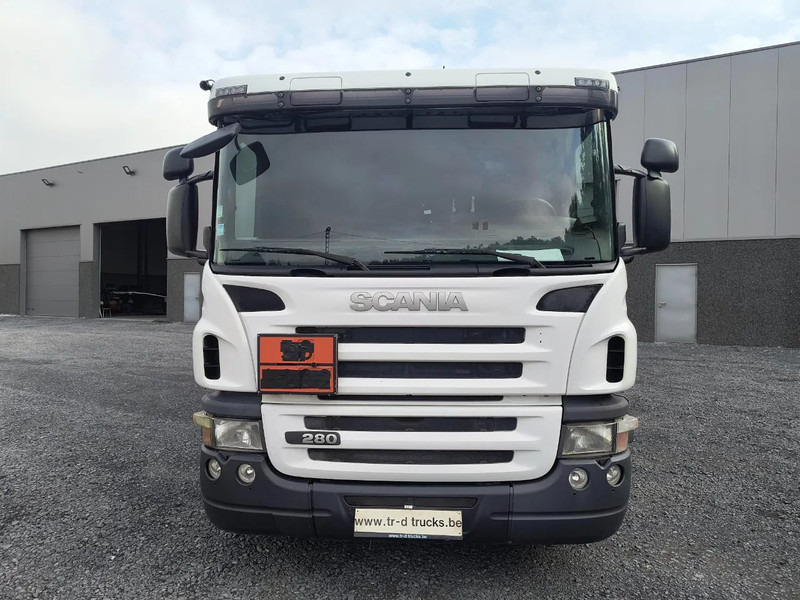 Scania P280 13000L FUEL/CARBURANT TANK - 4 COMP - Tartályos teherautó: 2 kép. Scania P280 13000L FUEL/CARBURANT TANK - 4 COMP - Tartályos teherautó: 2 kép.