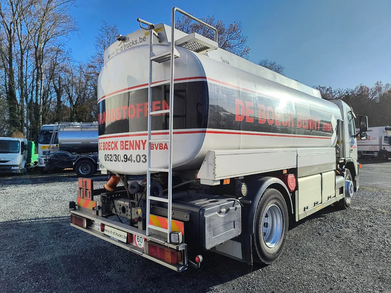 Volvo FM 300 14000L FUEL/CARBURANT - 4 COMP - Tartályos teherautó: 5 kép. Volvo FM 300 14000L FUEL/CARBURANT - 4 COMP - Tartályos teherautó: 5 kép.