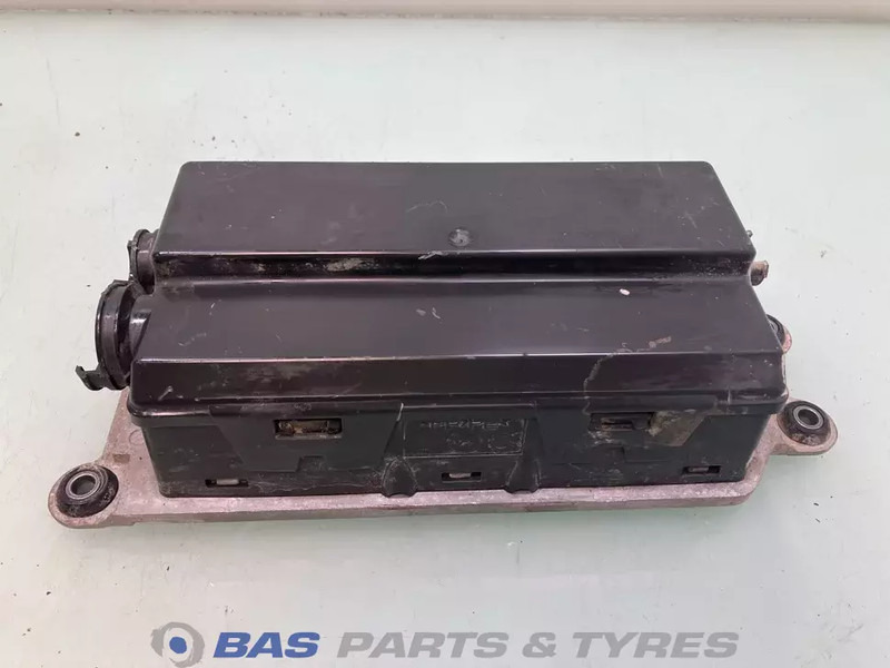 Volvo Regeleenheid RCIOM Volvo 21546873 - Alkatrész - Teherautó: 3 kép. Volvo Regeleenheid RCIOM Volvo 21546873 - Alkatrész - Teherautó: 3 kép.