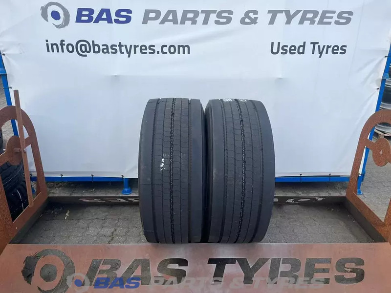 Bridgestone  - Gumiabroncs - Teherautó: 1 kép. Bridgestone  - Gumiabroncs - Teherautó: 1 kép.
