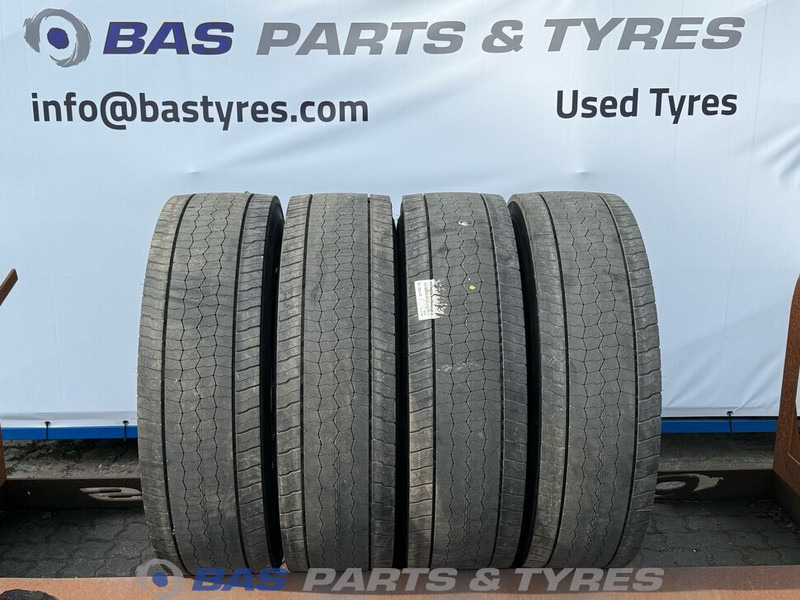 Bridgestone  - Gumiabroncs - Teherautó: 1 kép. Bridgestone  - Gumiabroncs - Teherautó: 1 kép.