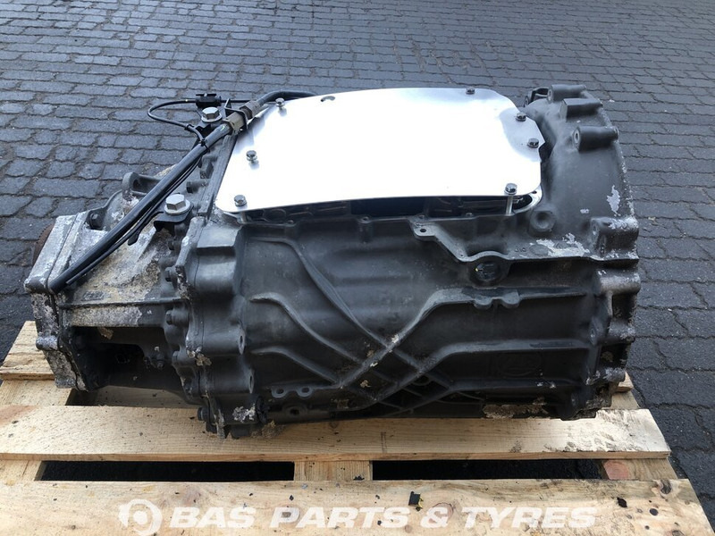 DAF CF Euro 6 - Sebességváltó - Teherautó: 3 kép. DAF CF Euro 6 - Sebességváltó - Teherautó: 3 kép.