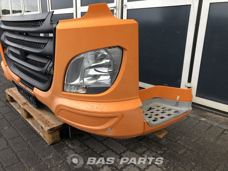 DAF CF Euro 6 - Lökhárító - Teherautó: 2 kép. DAF CF Euro 6 - Lökhárító - Teherautó: 2 kép.