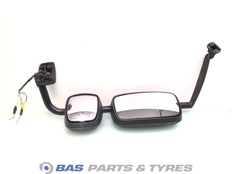 DAF CF Euro 6 Spiegel DAF Rechts 1813005 - Visszapillantó tükör - Teherautó: 1 kép. DAF CF Euro 6 Spiegel DAF Rechts 1813005 - Visszapillantó tükör - Teherautó: 1 kép.