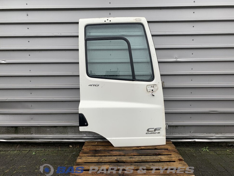 DAF CF (Meerdere types) - Ajtó és alkatrészek - Teherautó: 1 kép. DAF CF (Meerdere types) - Ajtó és alkatrészek - Teherautó: 1 kép.
