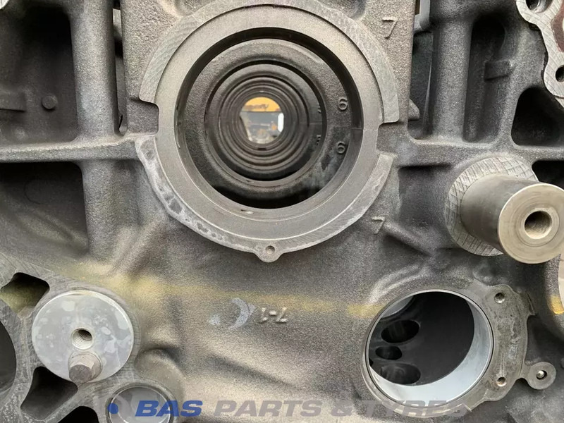 DAF Cilinderblok DAF 2115212 - Motorblokk - Teherautó: 5 kép. DAF Cilinderblok DAF 2115212 - Motorblokk - Teherautó: 5 kép.