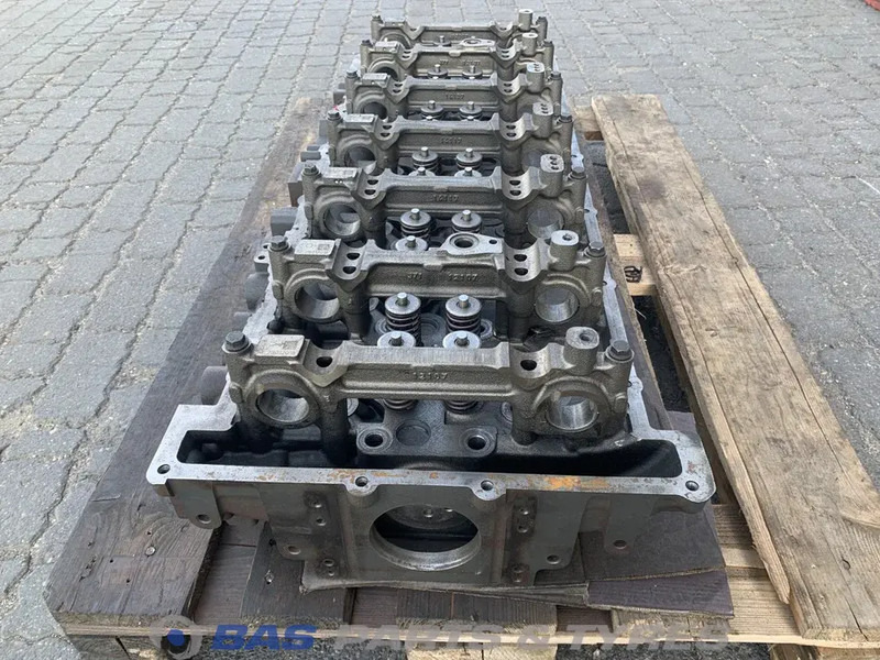 DAF Cilinderkop DAF MX11 1945472 - Motorblokk - Teherautó: 4 kép. DAF Cilinderkop DAF MX11 1945472 - Motorblokk - Teherautó: 4 kép.