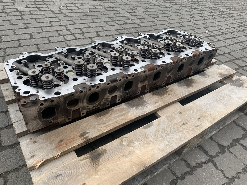 DAF - Motorblokk - Teherautó: 1 kép. DAF - Motorblokk - Teherautó: 1 kép.