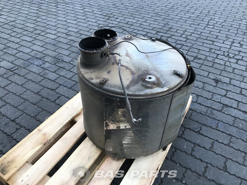 DAF - Hangtompító - Teherautó: 3 kép. DAF - Hangtompító - Teherautó: 3 kép.