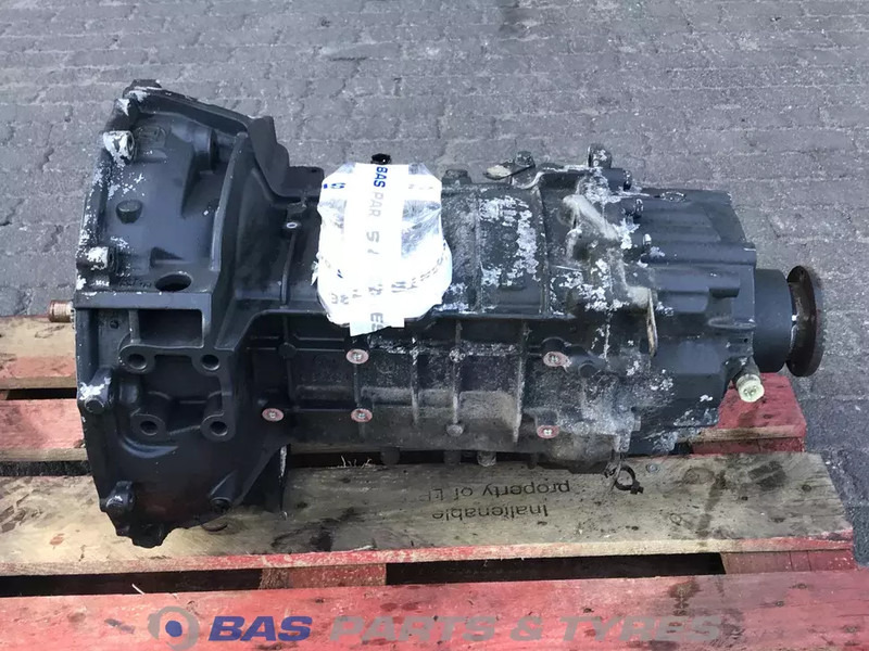 DAF LF Euro 6 - Sebességváltó - Teherautó: 1 kép. DAF LF Euro 6 - Sebességváltó - Teherautó: 1 kép.