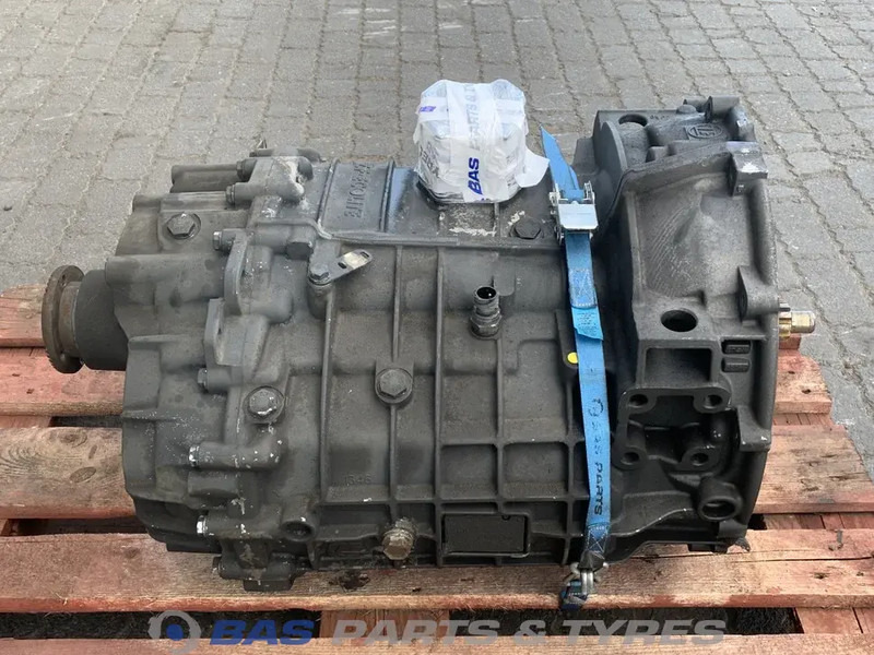 DAF LF Euro 6 - Sebességváltó - Teherautó: 3 kép. DAF LF Euro 6 - Sebességváltó - Teherautó: 3 kép.