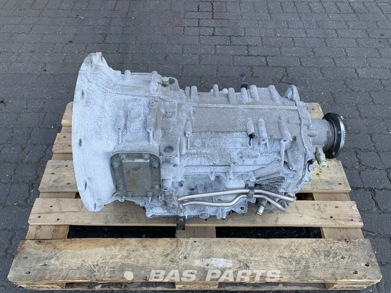 DAF LF Euro 6 - Sebességváltó - Teherautó: 1 kép. DAF LF Euro 6 - Sebességváltó - Teherautó: 1 kép.