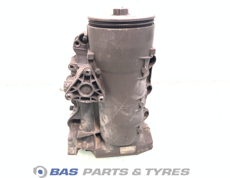 DAF Oliefilterhuis DAF 2107465 - Olajszűrő - Teherautó: 1 kép. DAF Oliefilterhuis DAF 2107465 - Olajszűrő - Teherautó: 1 kép.