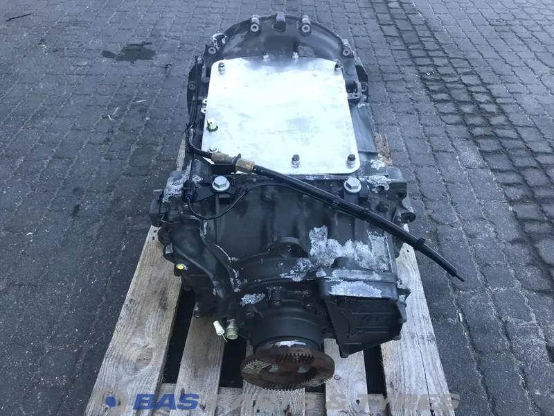 DAF XF G2 - Sebességváltó - Teherautó: 2 kép. DAF XF G2 - Sebességváltó - Teherautó: 2 kép.