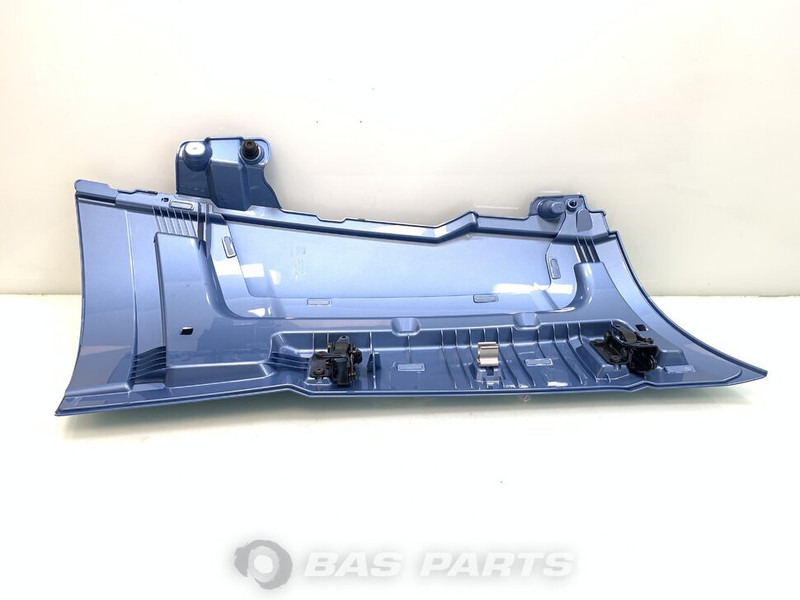 DAF XG - Karosszéria és külső - Teherautó: 2 kép. DAF XG - Karosszéria és külső - Teherautó: 2 kép.