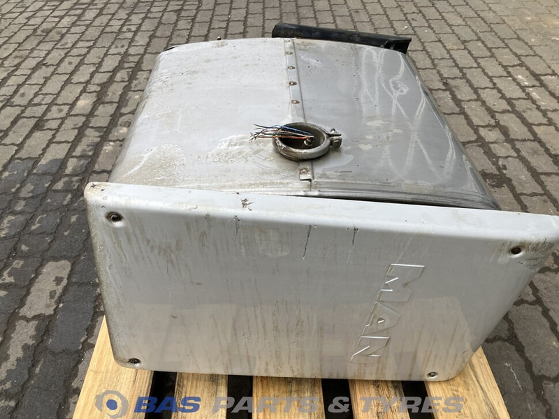 MAN  - Hangtompító - Teherautó: 4 kép. MAN  - Hangtompító - Teherautó: 4 kép.