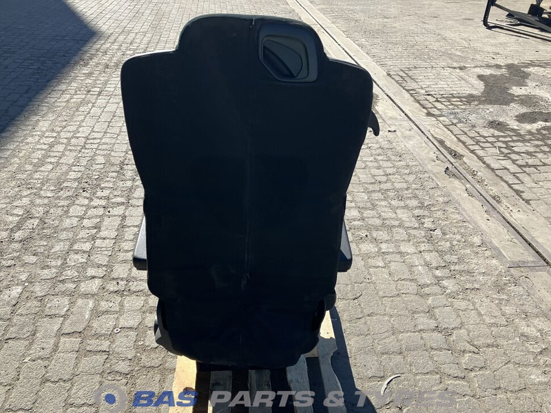 Mercedes-Benz Actros MP4 Bestuurdersstoel Mercedes A 960 910 75 01 - Ülés - Teherautó: 3 kép. Mercedes-Benz Actros MP4 Bestuurdersstoel Mercedes A 960 910 75 01 - Ülés - Teherautó: 3 kép.