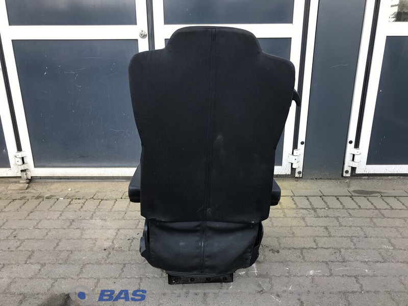 Mercedes-Benz Actros MP4 Chauffeursstoel Mercedes A 960 910 73 04 - Ülés - Teherautó: 3 kép. Mercedes-Benz Actros MP4 Chauffeursstoel Mercedes A 960 910 73 04 - Ülés - Teherautó: 3 kép.