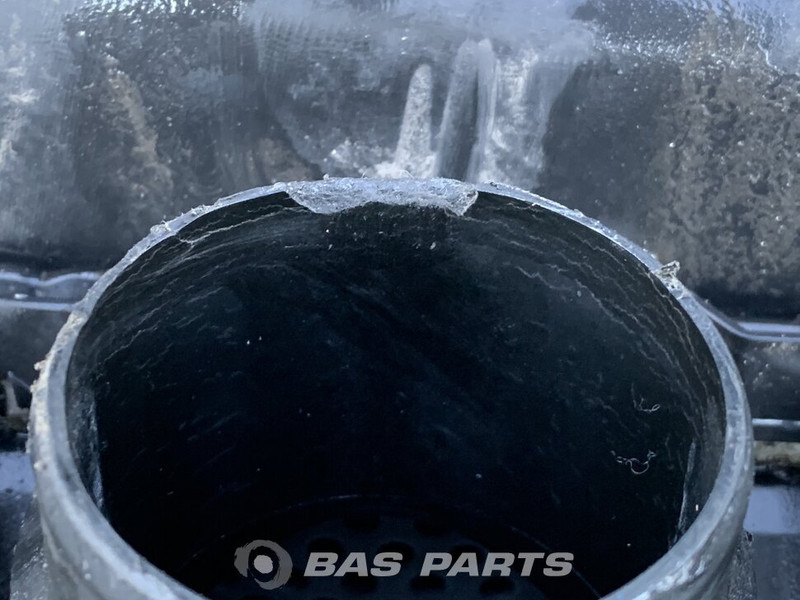 Mercedes-Benz Actros MP4 Koelerpakket Mercedes OM471LA 420 A 960 500 00 02 - Radiátor - Teherautó: 3 kép. Mercedes-Benz Actros MP4 Koelerpakket Mercedes OM471LA 420 A 960 500 00 02 - Radiátor - Teherautó: 3 kép.