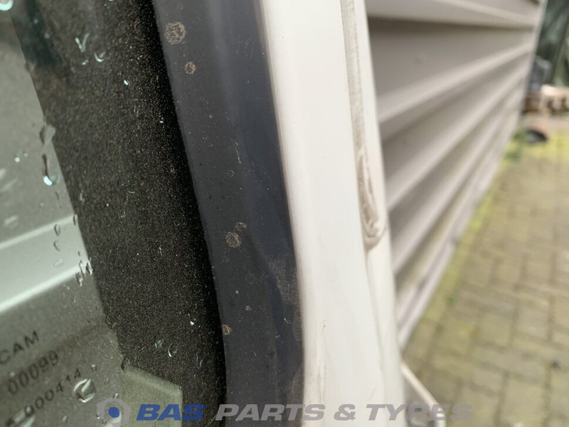 Mercedes-Benz Actros MP4 Portier Rechts Mercedes A 960 720 26 03 - Ajtó és alkatrészek - Teherautó: 3 kép. Mercedes-Benz Actros MP4 Portier Rechts Mercedes A 960 720 26 03 - Ajtó és alkatrészek - Teherautó: 3 kép.