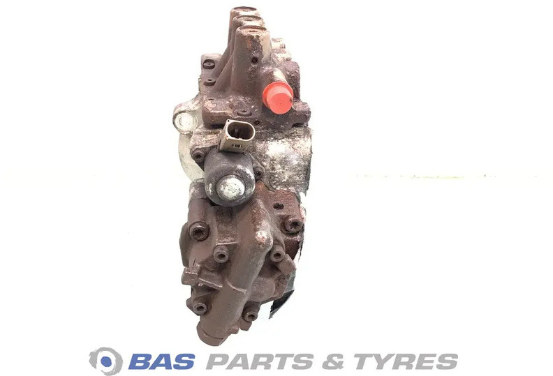 Mercedes-Benz Hogedrukopvoerpomp Mercedes A 936 070 17 01 - Üzemanyag szivattyú - Teherautó: 2 kép. Mercedes-Benz Hogedrukopvoerpomp Mercedes A 936 070 17 01 - Üzemanyag szivattyú - Teherautó: 2 kép.