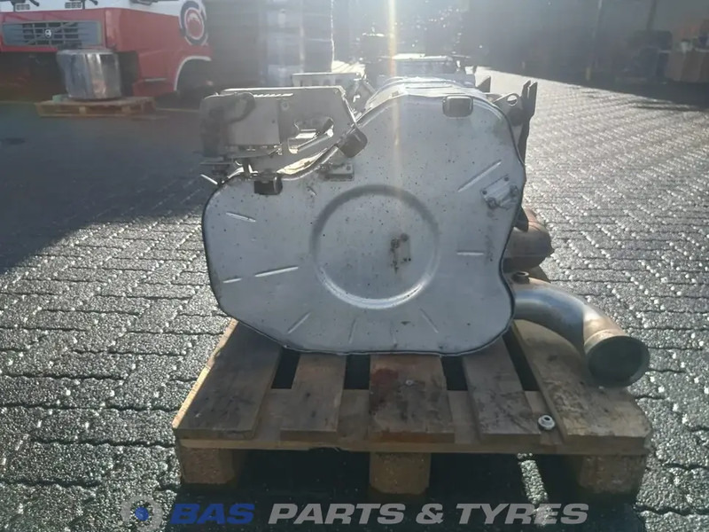 Mercedes-Benz - Hangtompító - Teherautó: 2 kép. Mercedes-Benz - Hangtompító - Teherautó: 2 kép.