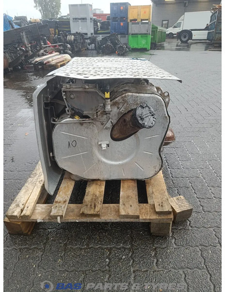 Mercedes-Benz - Hangtompító - Teherautó: 4 kép. Mercedes-Benz - Hangtompító - Teherautó: 4 kép.